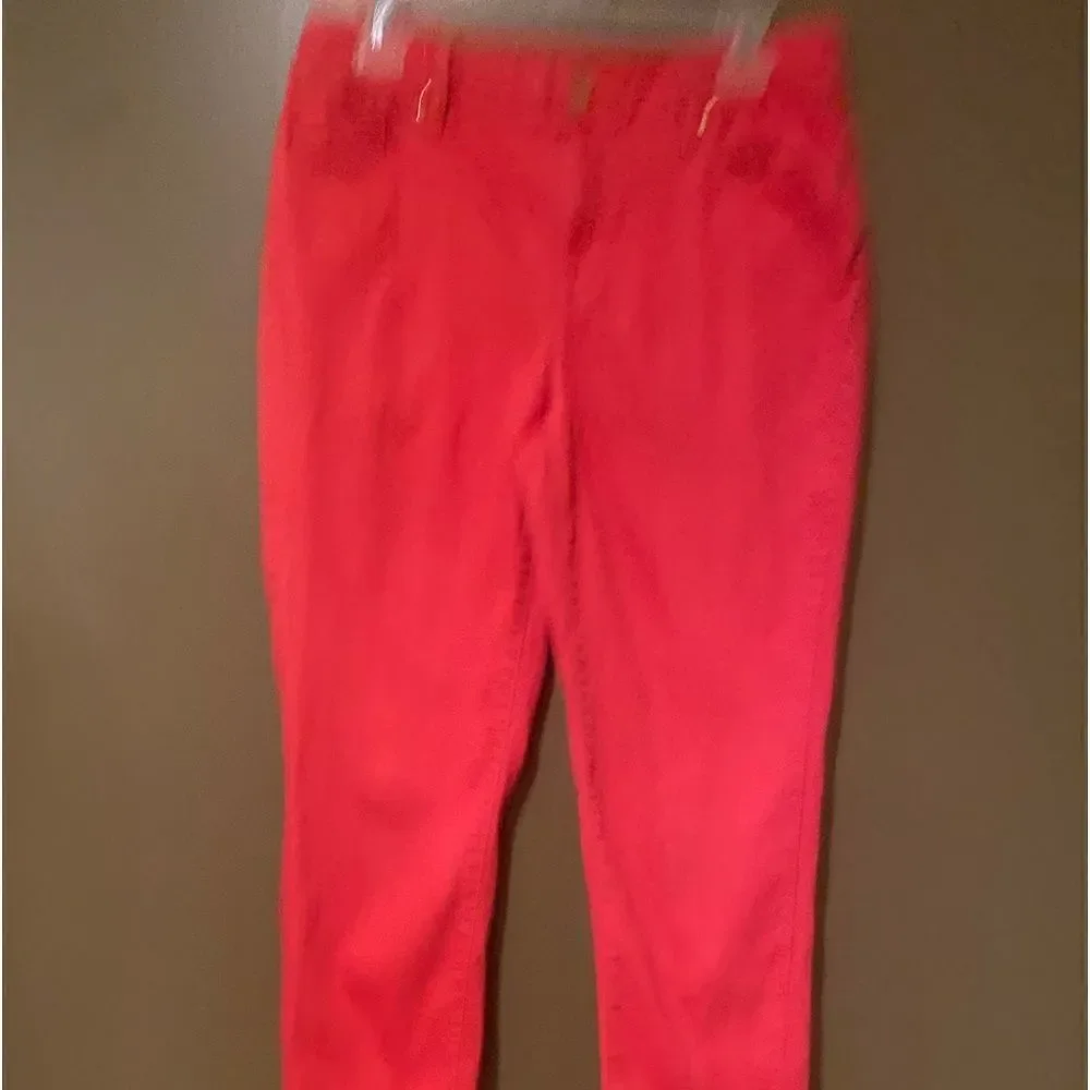 Chico’s Platinum Cropped Pants - Picture 3 of 14